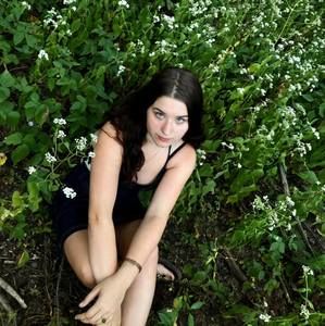 Meet your Posher, Kaleigh